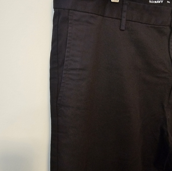 Men's new with tags Old Navy black Chino - Picture 2 of 5